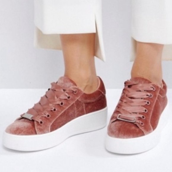 Steve Madden Shoes - Steve Madden Pink Velvet Bertie-V Platform SZ 8.5